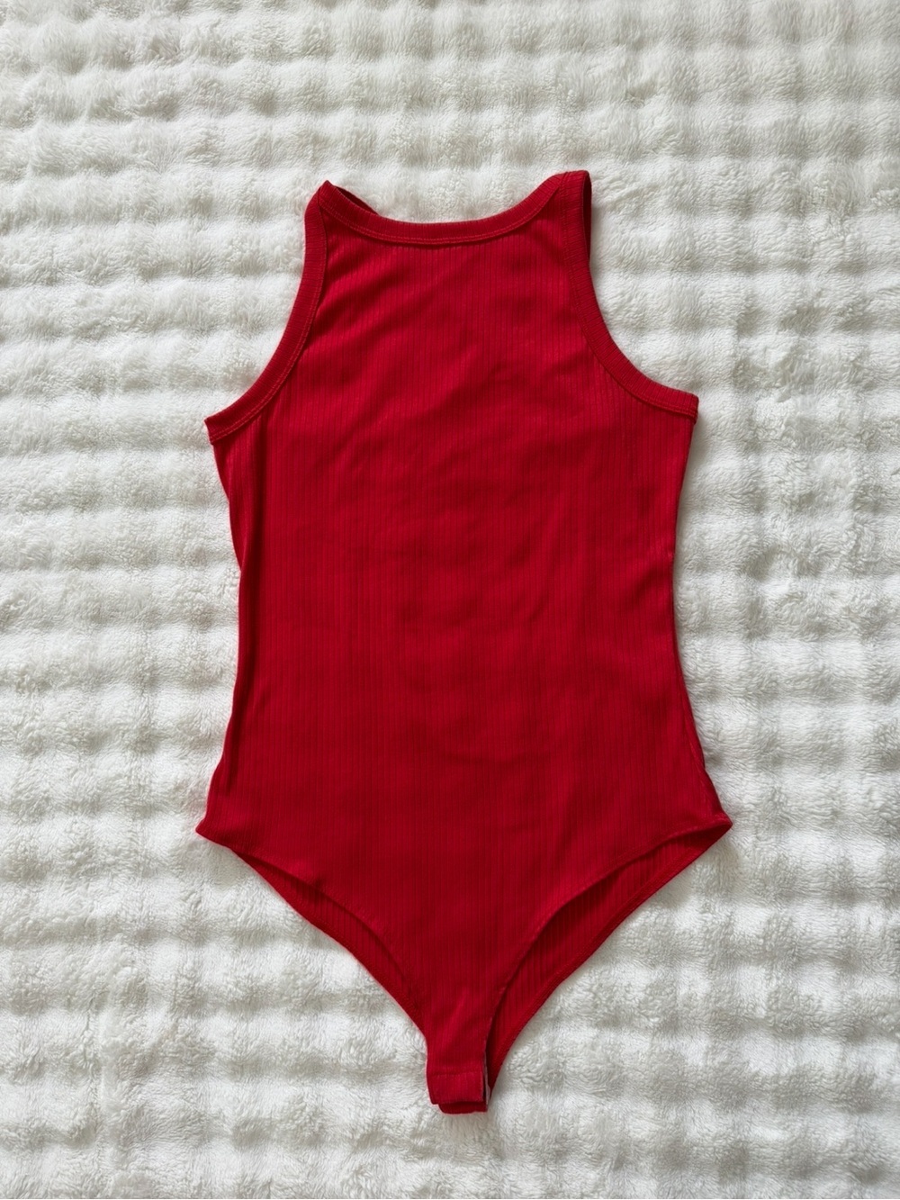 NWT Heatherly Ribbed High Crew Neck Bodysuit with Strappy Open Back Red Size XL - Picture 2 of 16